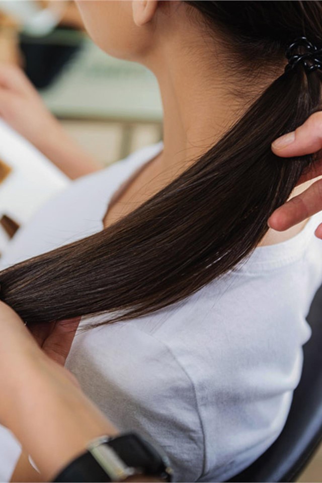 ¡Colorea tu cabello en Hermi Rivera!
